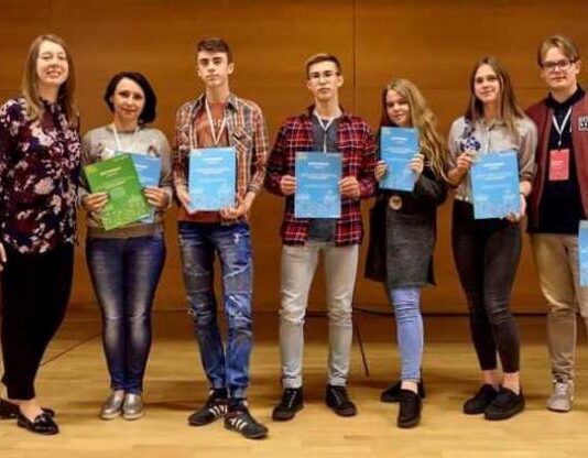 Рівненські школярі виграли приз за впровадження екологічного проекту