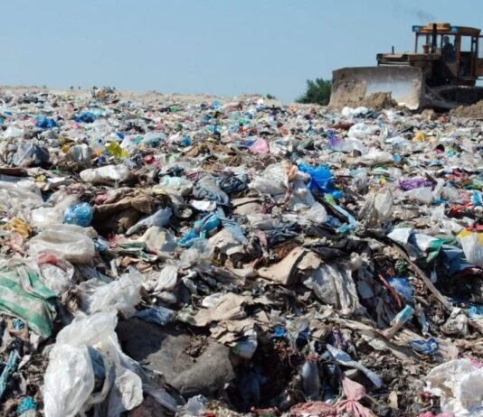 Рівненському сміттєзвалищу продовжили термін експлуатації