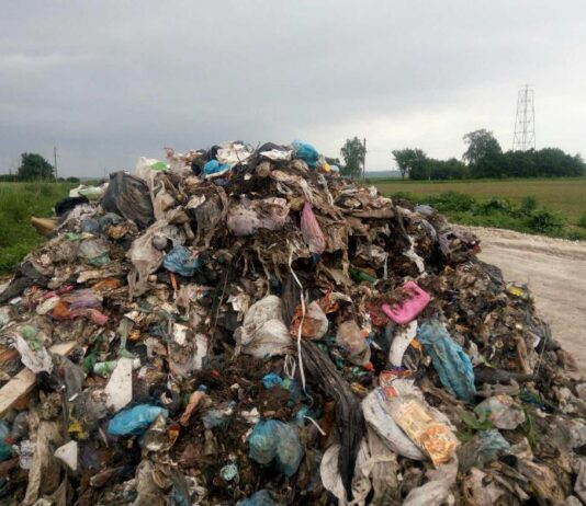 Мусор из Львова снова на Ровенщине
