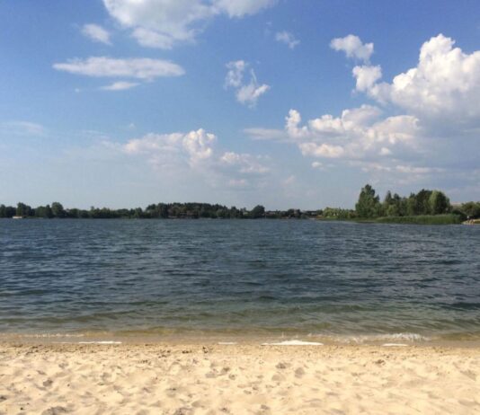 Літній відпочинок: де на Рівненщині можна купатися