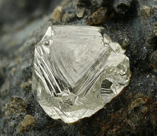 Поклади алмазів на Рівненщині: міф чи правда