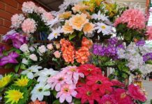 Рівненщина без штучних квітів: як мешканці області відмовлялися від пластикових букетів