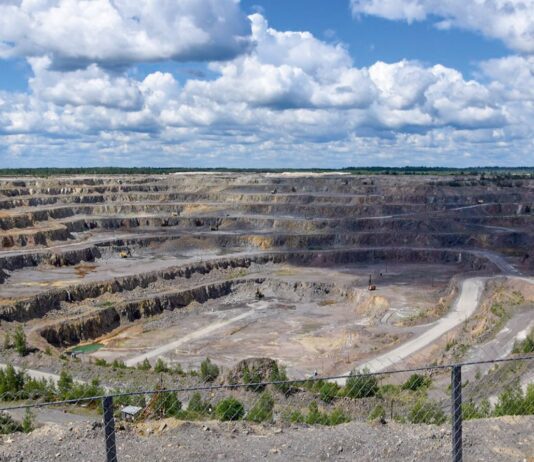 Один із найбільших в Європі: історія видобутку граніту із Клесівського кар’єру